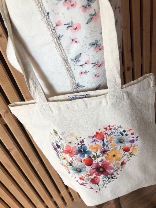 Tote bag cœur fleuri 